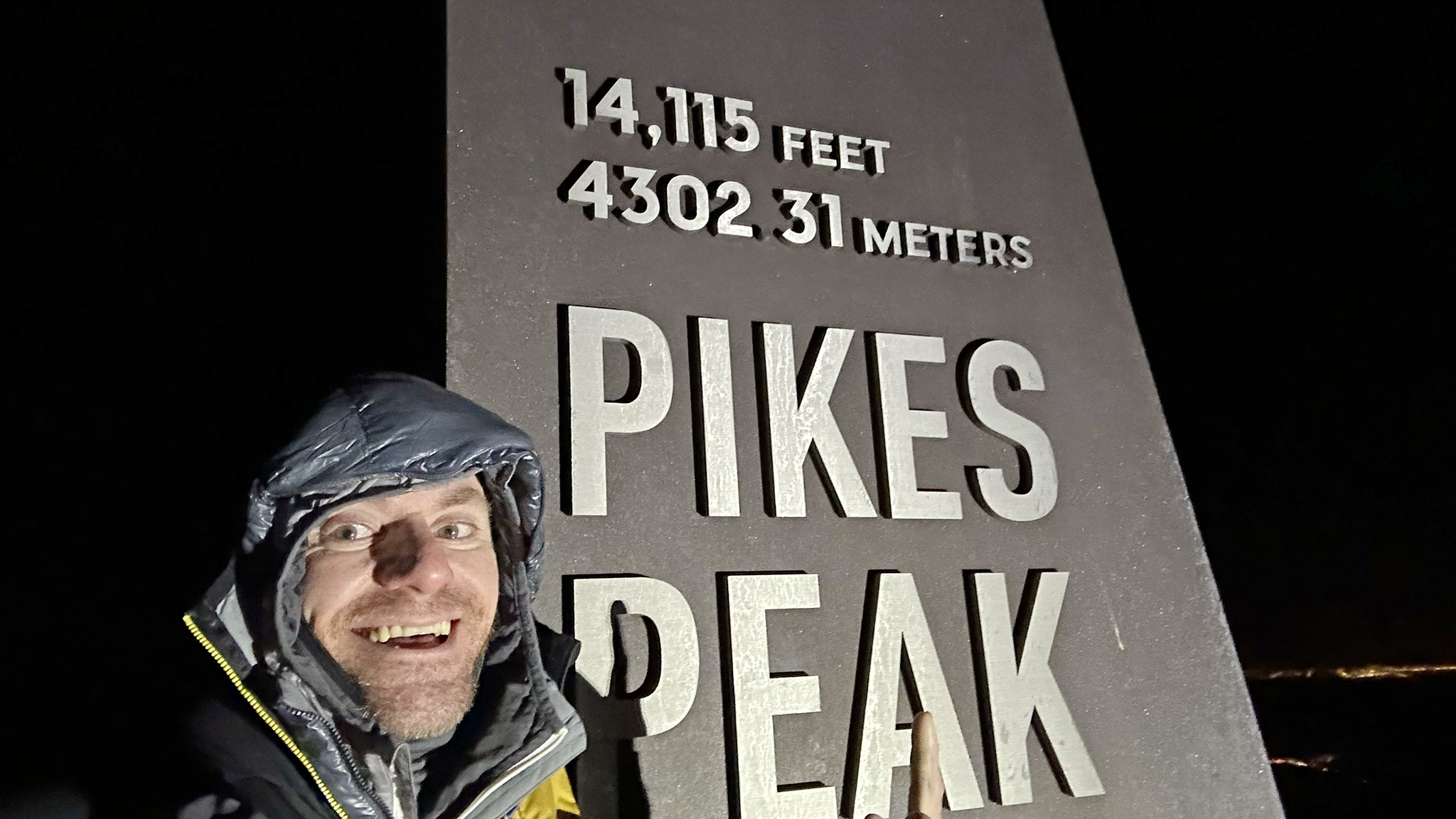 Winter Pikes Peak Summit