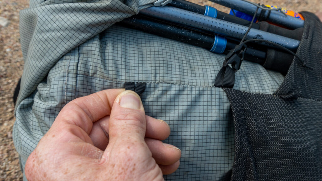 An array of small tabs is found around the center pocket